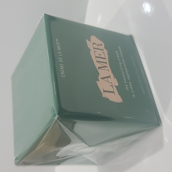 SEALED ✅ La Mer The Moisturizing Cream ~ Crème de la Mer 2oz / 60mL ✨ BNIB - Picture 2 of 12